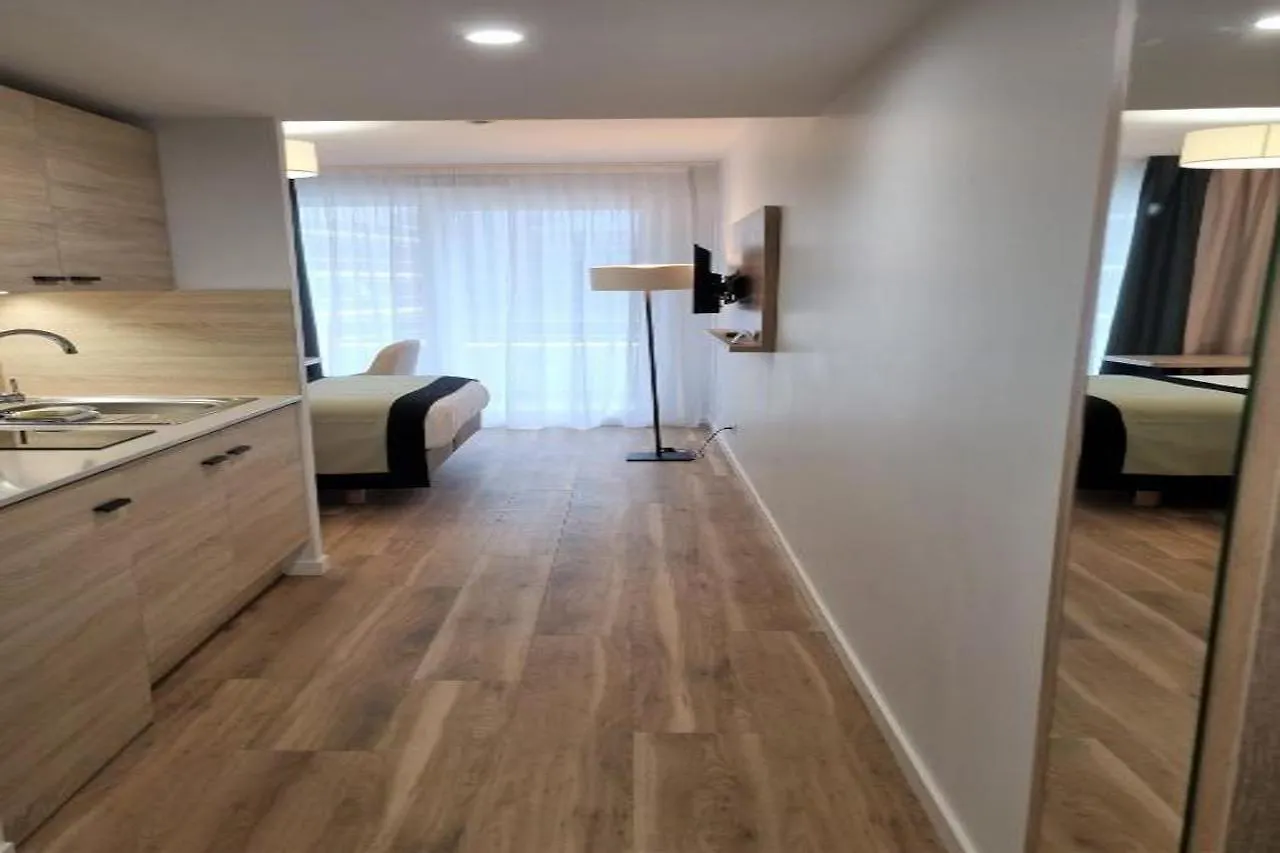 *** מלון דירות Residhome Nice Aeroport צרפת
