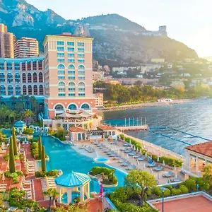 Monte-carlo Bay & מלון