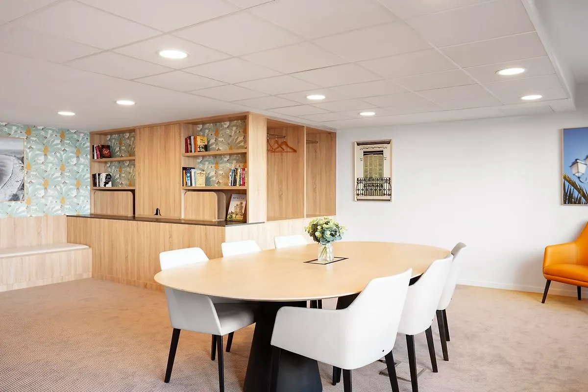 Residhome Nice Aeroport Apartmanhotel